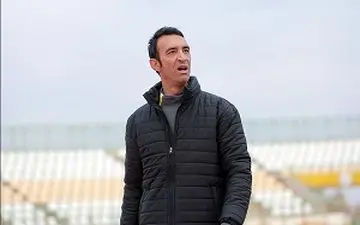  عنایتی از مشکی پوشان جدا می شود؟