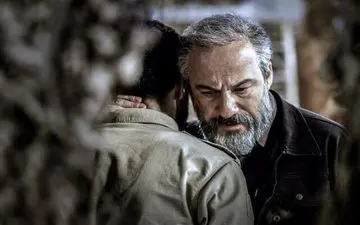 بازیگر ایرانی کنار راجر واترز، اسطوره «پینک فلوید»