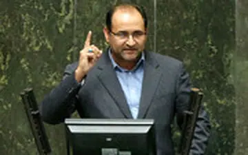 نماینده اصلاح طلب به کریمی قدوسی: کِی ایرانی شدید؟ از کجا درجه سرداری آوردید؟