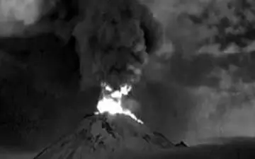 فوران کوه آتشفشانی مکزیک