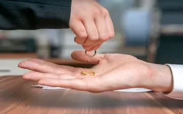 دعوا بر سر زیبایی؛ زنی که طلاق را به انجام عمل زیبایی ترجیح داد!