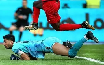   آیا دروازه‌بان دیگری می‌توانست شوت تیام را دفع کند؟ گل تیام روی هوا بود, چند روز پیش برخی روی زمین گل خوردند!