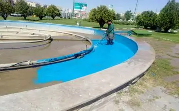 شهردار منطقه هشت شهرداری کرمانشاه از تداوم اجرای گلکاری تابستانه درسطح منطقه هشت