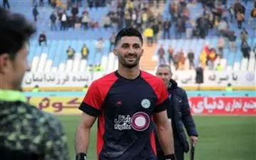 دروازه بان ذوب آهن  با کلین‌شیت به اردوی تیم ملی رسید