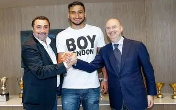 جنجالی ترین 18 ساله تاریخ فوتبال تمدید کرد