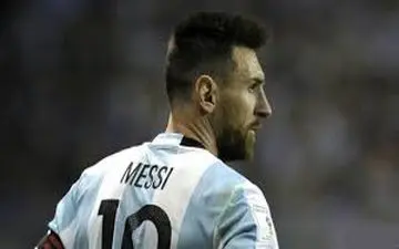 خالکوبی سه بعدی روی پای فوق ستاره آرژانتین