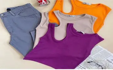 ترفندهای خوش تیپی با ترند تابستان 1402: کراپ تاپ را این مدلی بپوش!
