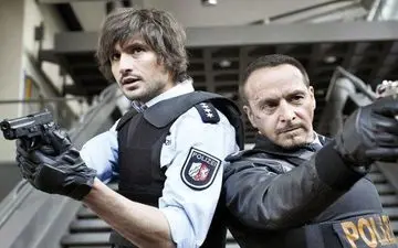  پخش مجدد فصل جدید هشدار برای کبرا ۱۱