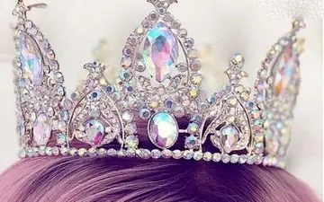 زیباترین دختر جهان را دیده اید؟ | چهره با اصالت دختر ایرانی او را ملکه زیبایی جهان کرد+عکس 