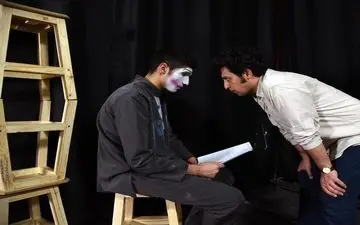 بازیگر 18 ساله فیلم "خط باریک قرمز " در لیست اعدام / اشکان خطیبی خبر نداشت ! +عکس