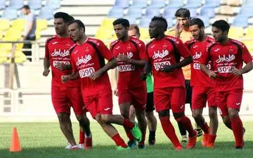 طاهرخانی و اسدی اردوی پرسپولیس در واراژدین را ترک کردند