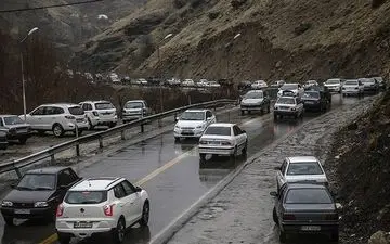  محورهای 12 استان بارانی است