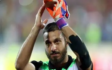 دروازه‌بان جنجالی با صنعت نفت تمرین کرد