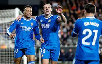  اگر قرار باشد کسی به کریستیانو رونالدو برسد، آن بازیکن کسی نیست جز؟ 