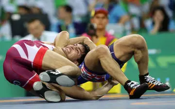 مازندران بر سکوی قهرمان کشتی بزرگسالان ایستاد