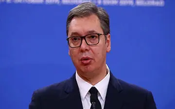 سرفه‌های مشکوک رئیس جمهور صربستان هنگام سخنرانی 