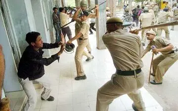 دولت هند: افزایش موارد ابتلا به کرونا به دلیل همکاری نکردن مردم است 