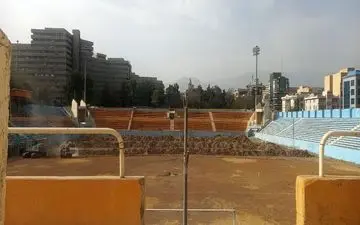 ورزشگاه قدیمی پرسپولیس‌ و راه آهن شخم خورد و یک چمن طبیعی دیگر از بین رفت/ استادیوم فراوان مسابقه فوتبال ممنوع!