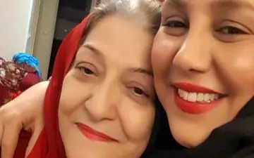 تیپ بهنوش بختیاری در کنار مادرش