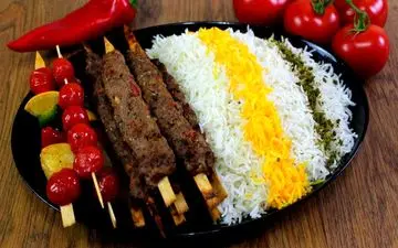 طرز تهیه کباب رو پلو؛ غذای خوشمزه و مجلسی به سبک رستورانی
