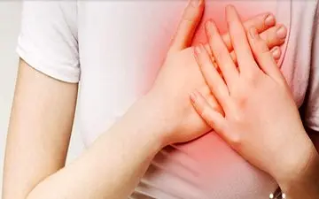 در طول پریود  سینه درد طبیعی است؟

