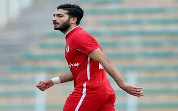 از نتیجه دیدار مقابل رایکا راضی نیستیم/روی اشتباهات بچه‌گانه گل خوردیم