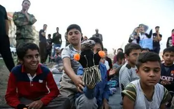 راه اندازی سینماهای سیار برای زلزله‌زدگان کرمانشاه