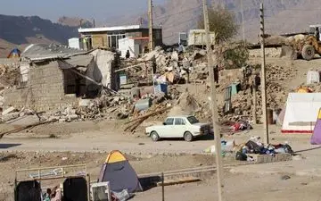 زنان بیشتر از مردان قربانی زلزله در کرمانشاه شدند