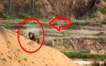 رکب تک تیرانداز فلسطینی به سرباز صهیونیست