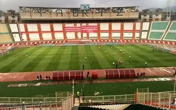 تساوی بدون گل تراکتور و نفت‌ مسجدسلیمان در پایان نیمه نخست