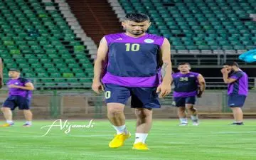 مسلمان از منچستر هم آمده باشد کنار می‌گذاریمش!