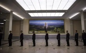  ورود هیئت کره شمالی به پکن برای شرکت در یک جلسه نظامی مهم