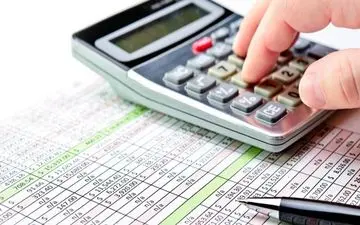  50 درصد اقتصاد کشور از مالیات معاف است 