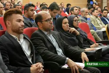 همایش سرایه گذاری مدیریت شهری کرمانشاه در هتل پارسیان 