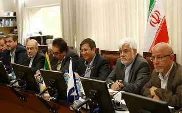 قیمت ارز هرچه سریع تر کاهش می یابد