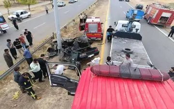 برخورد خودرو با گاردریل یک فوتی و دو مصدوم برجای گذاشت



