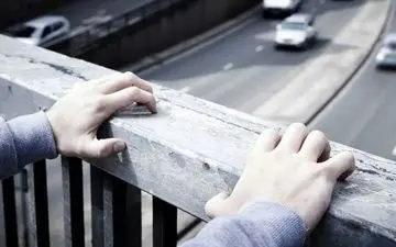 مهم‌ترین راه برای جلوگیری از خودکشی نوجوانان 

