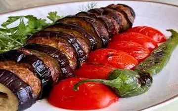  کباب بادمجان با گوشت چرخ کرده رو حتما امتحان کنید!