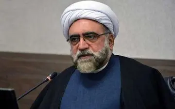 تولیت آستان قدس رضوی: نگذاریم آقازاده‌ها به کشور دست‌درازی کنند