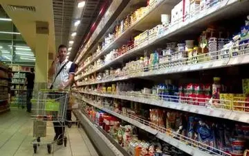 نگرانی برای تامین ارز کالای اساسی وجود ندارد