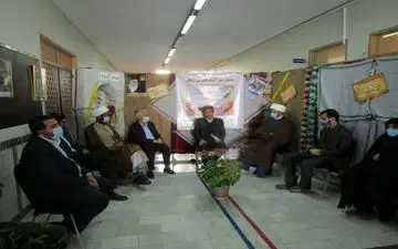 محفل شعر آیینه های بی زنگار در اسلام آبادغرب برگزار شد