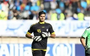 دروازه بان استقلال به بازی با پرسپولیس نمی رسد