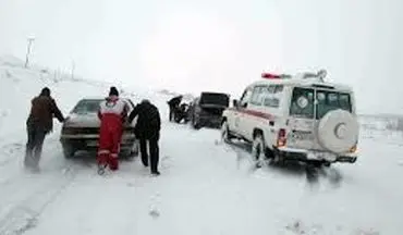  امدادرسانی به ۷۰ خودروی گرفتار در برف