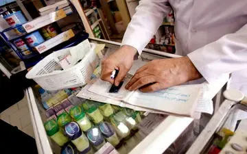 بیمه ها برای تکمیل نسخه نویسی الکترونیک وارد میدان شوند