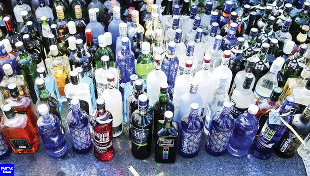 کشف ۱۶۳ بطری مشروب از سوپر مارکتی در دماوند/ ۳ نفر دستگیر شد
