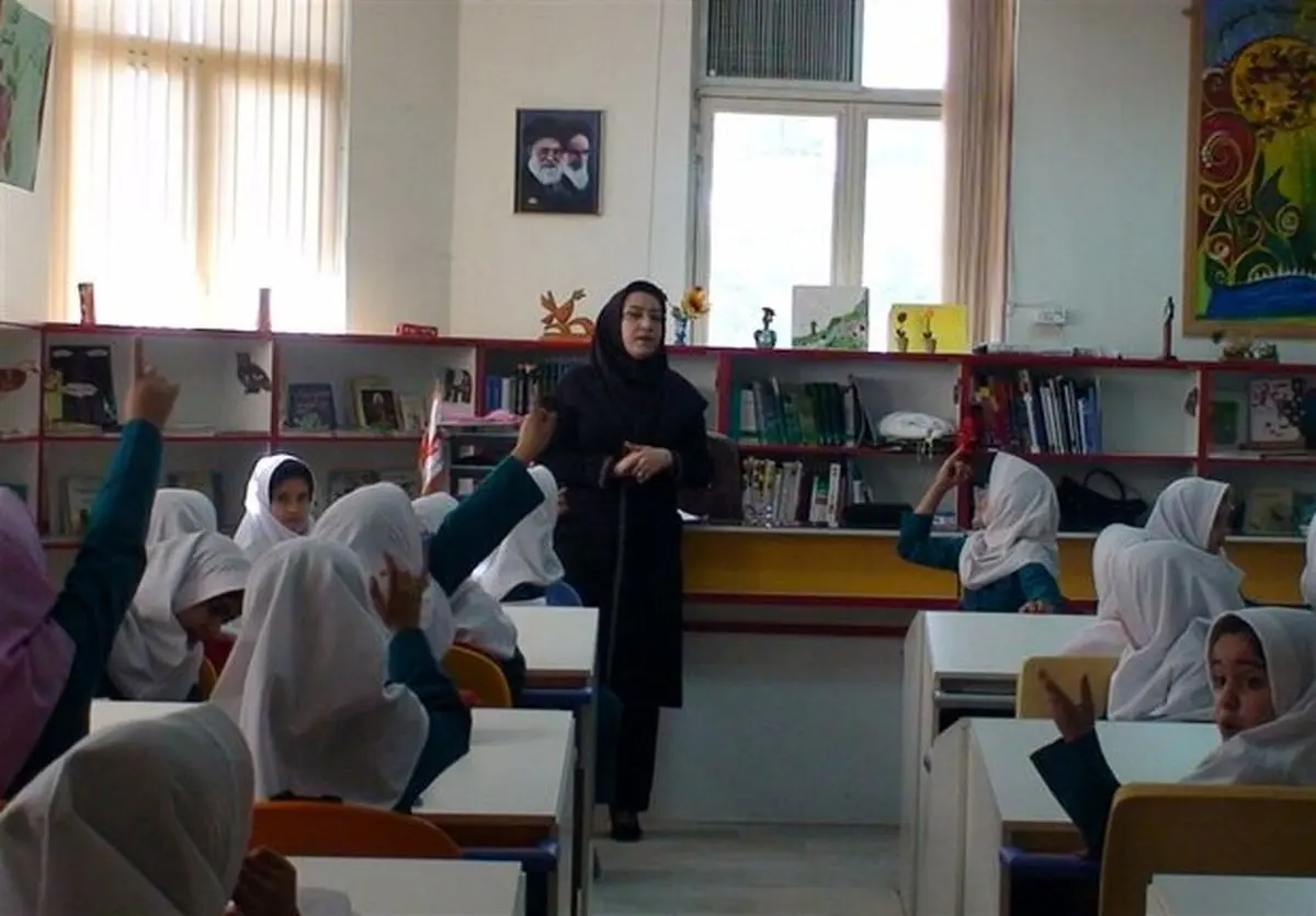 سرنوشت ۲۳ هزار معلم حقالتدریس در آستانه مهر؛ استخدام پیمانی قطعی میشود؟