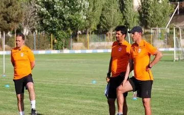  زوج رویایی اینبار در تراکتور شکل گرفت (عکس)