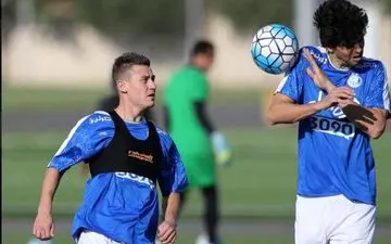 عکس/ پرافتخارترین بازیکن لیگ در تمرین استقلال