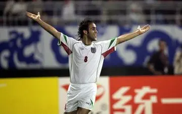 اسطوره استقلالی ها: علی کریمی بدون اغراق جادوگر فوتبال ایران است