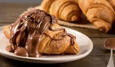 طرز تهیه کروسان خانگی با مغز شکلات
